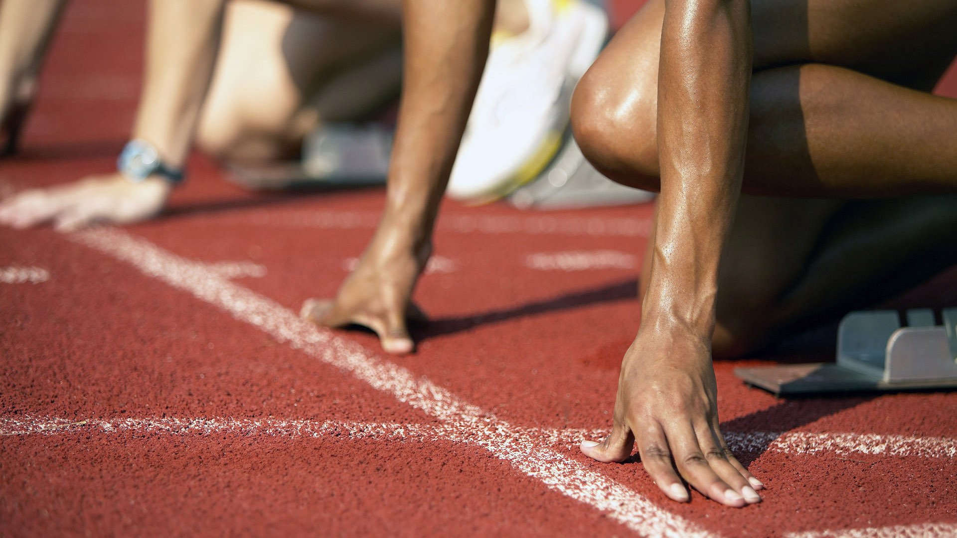 未来足球:智慧场馆实现全场自动能耗调节,绿色节能新标杆,智能化足球场